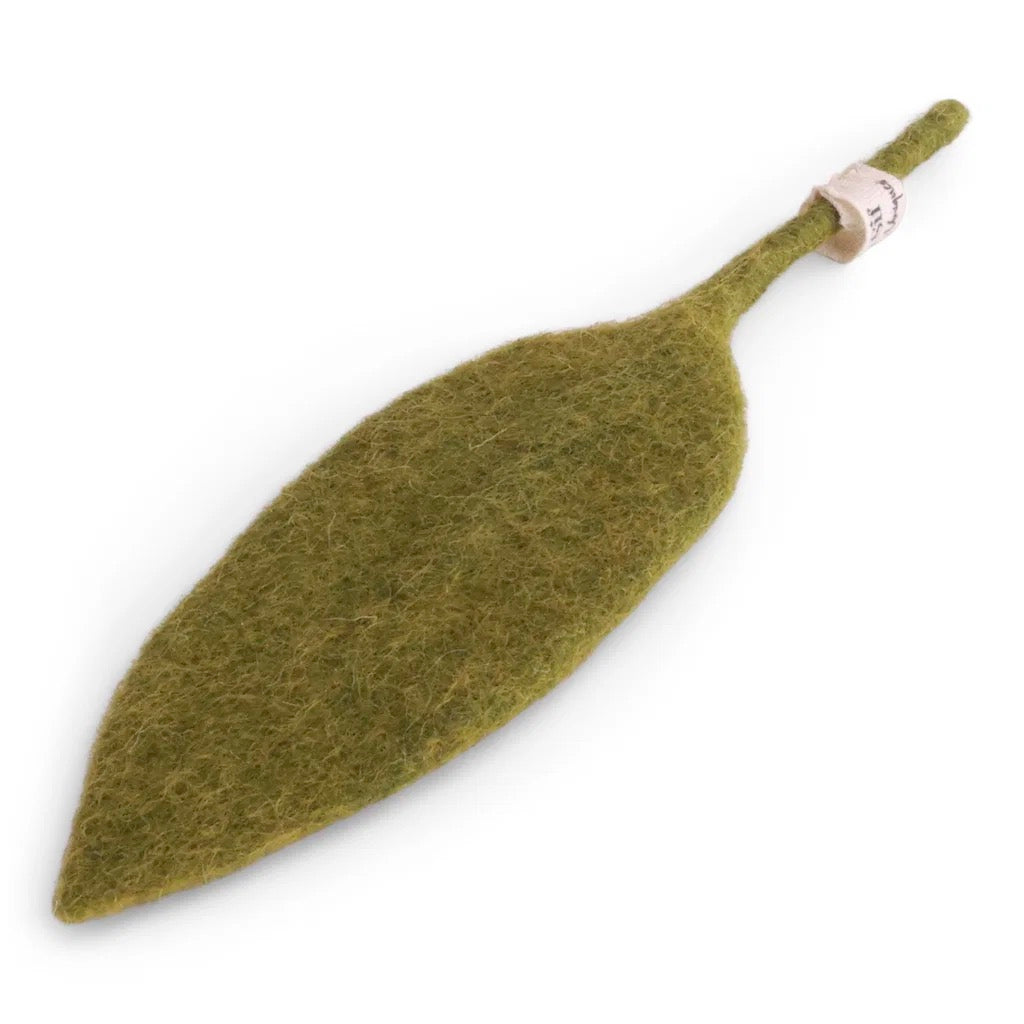 Felt flower: simple flower