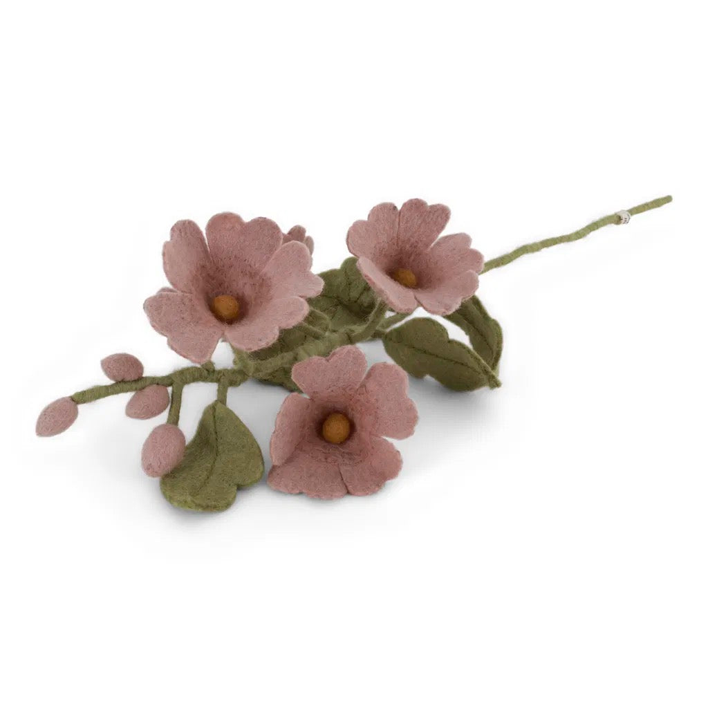 Felt flower: simple flower