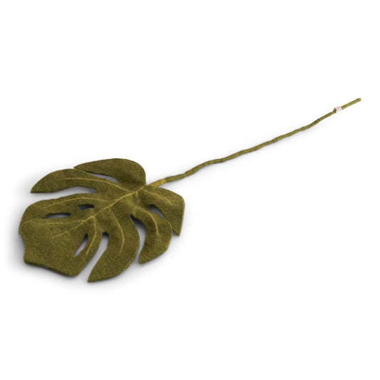 Felt flower: simple flower