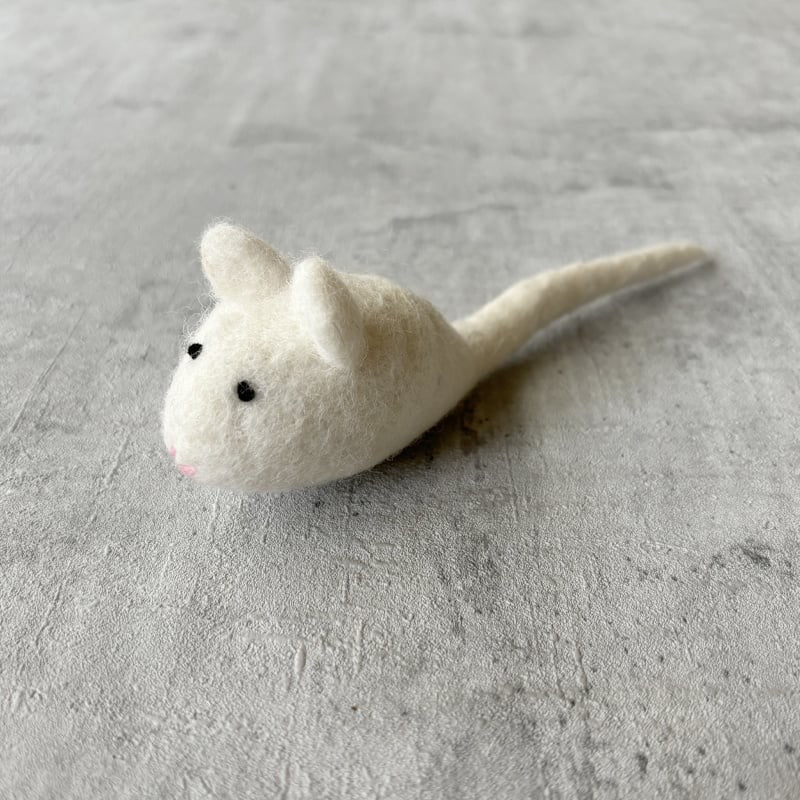 Kattenspeeltje muis wit
