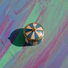 Afbeelding in Gallery-weergave laden, Bailey Circus Box Blue
