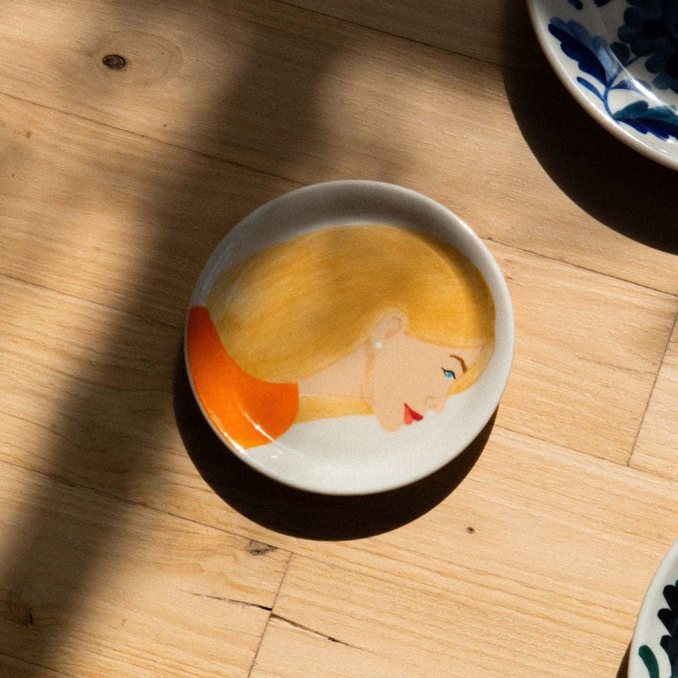 Schaaltje Women of the world - Netherlands