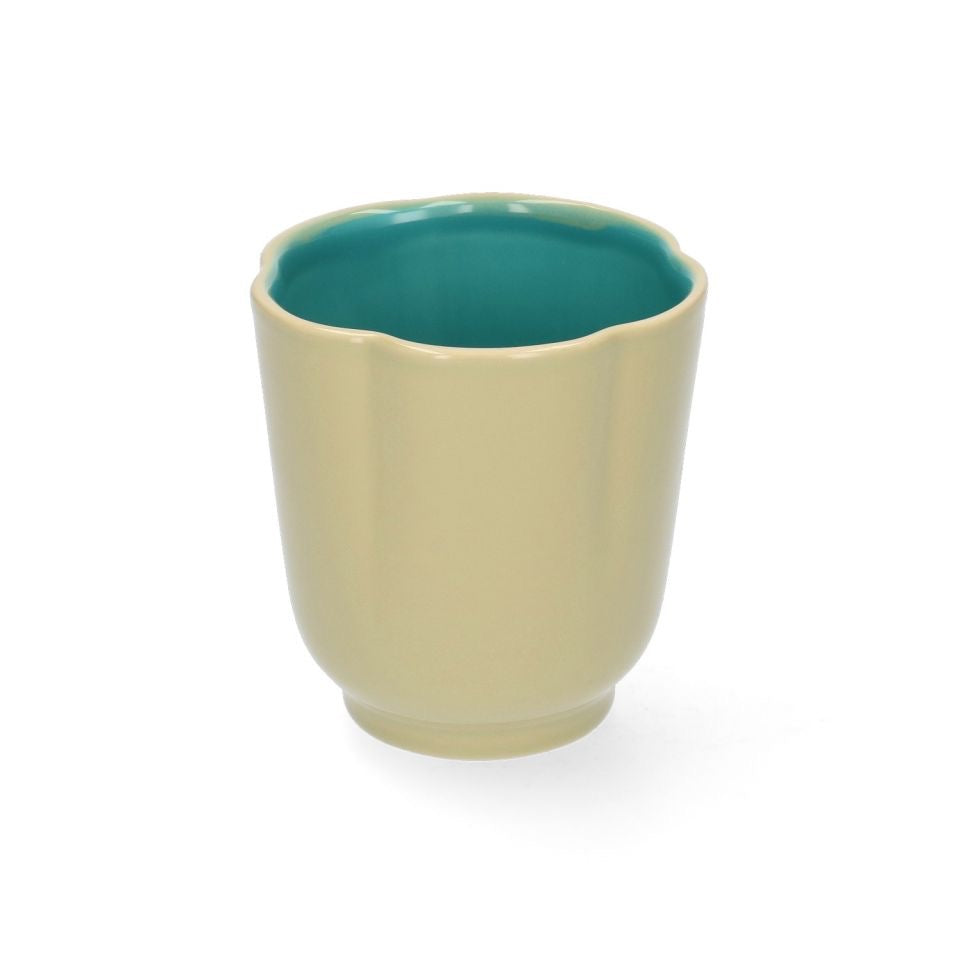 Mug Bed of Flowers