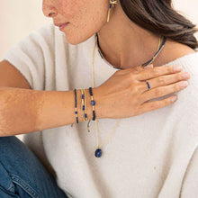 Load image into Gallery viewer, Bracelet Knowing Lapis Lazuli
