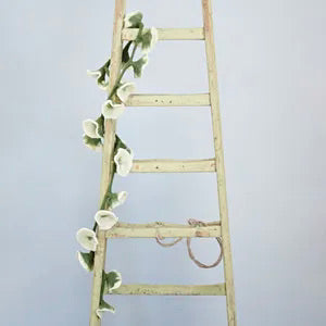 Guirlande de fleurs en feutre 