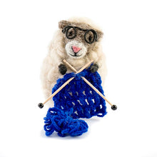 Charger l&#39;image dans la galerie, Mouton tricot bleu
